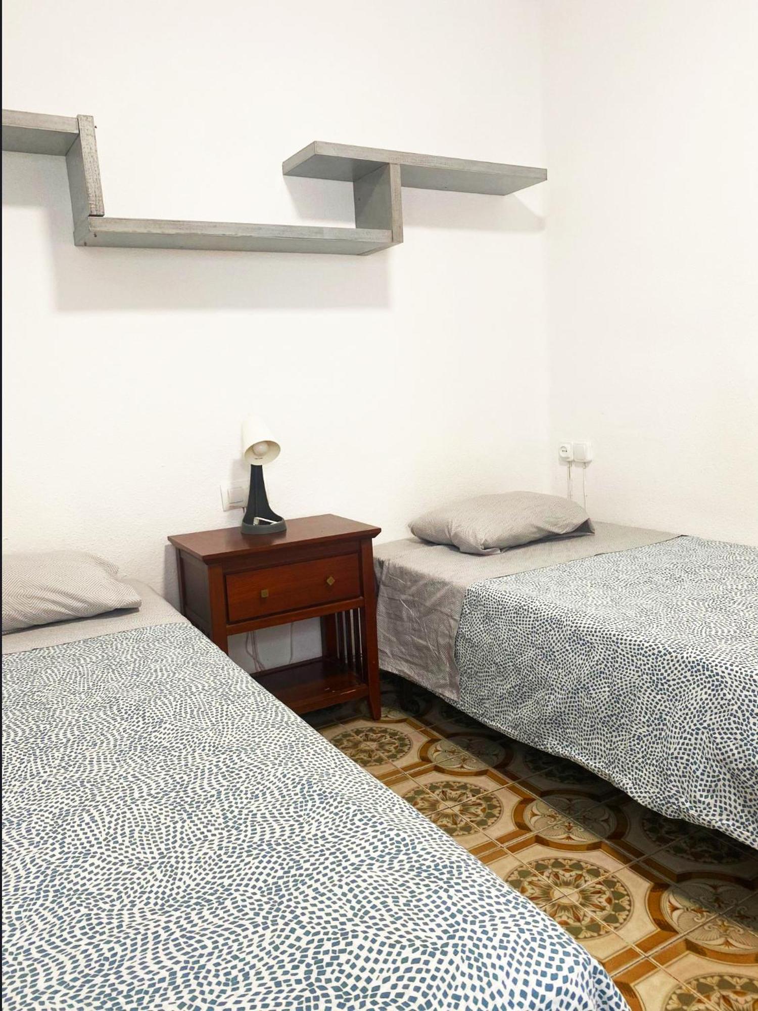 Valencia Well Located Shared Apartment Exterior foto